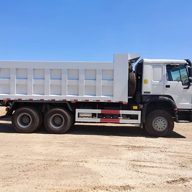 SINOTRUK HOWO 6X4 371hp 380hp 400hp Dump Truck in Stock