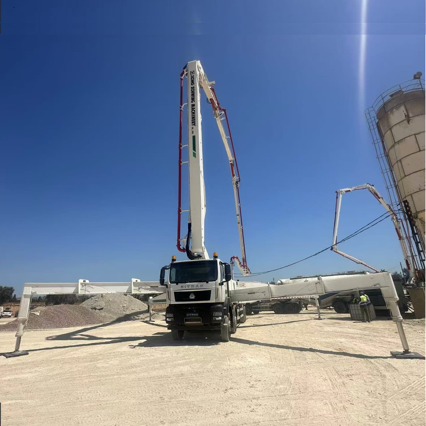 SINOTRUK 62m XCMG MAN ENGINE Mixer Pump Truck