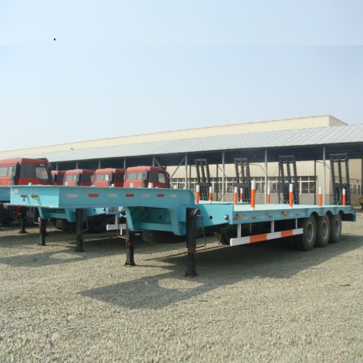 CIMC 3 Axles Lowbed Trailer with hydraulic Ladder 3