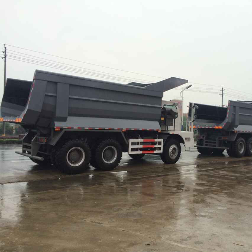 SINOTRUK HOWO 6X4 90T Mining Dump Truck