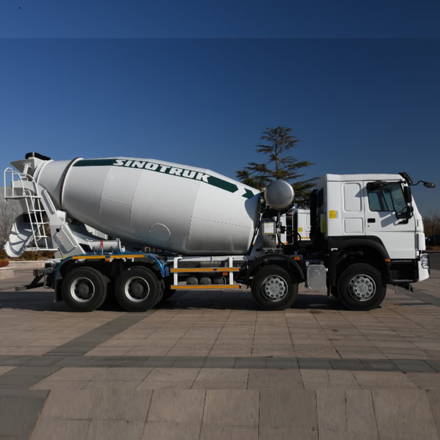 SINOTRUK HOWO 8X4 12CBM 14CBM Concrete Mixer Truck