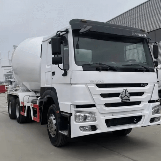 SINOTRUK HOWO 6X4 10CBM Concrete Mixer Truck 7