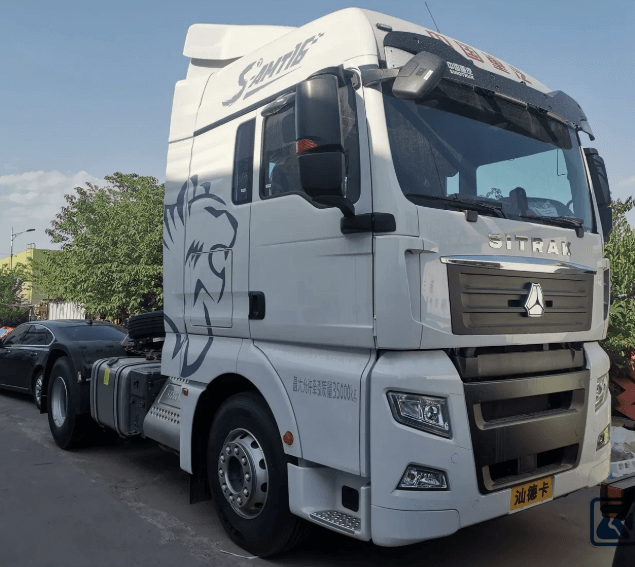 SITRAK 4X2 430HP Tractor Truck with Manual Transmission 4