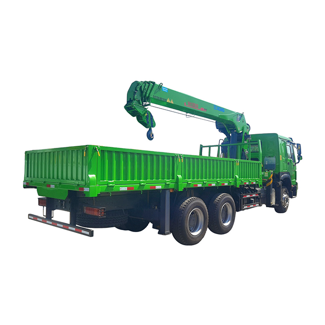 SINOTRUK HOWO 10T 6X4 Telescopic Crane Truck