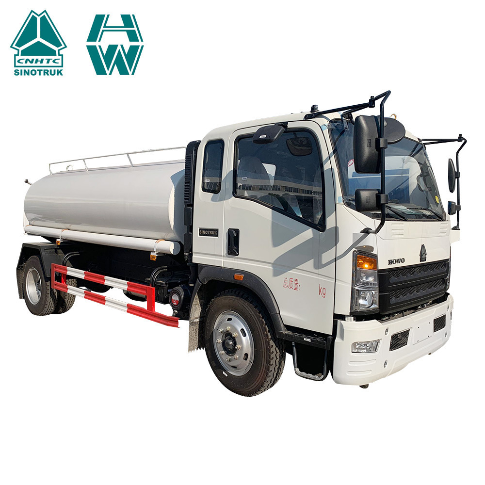 SINOTRUK HOWO 4X2 5000 Liters Water Tank Truck 4