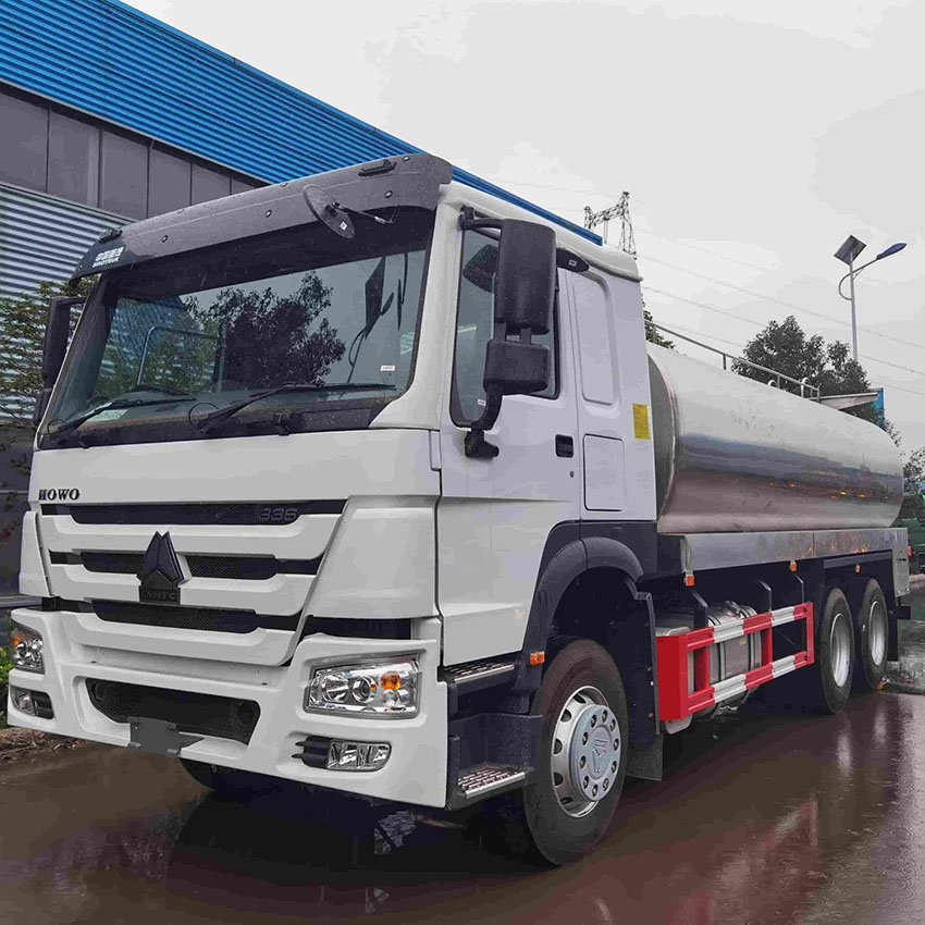 SINOTRUK HOWO 6X4 20000 Liters Stainless Steel Milk Tanker Truck 6