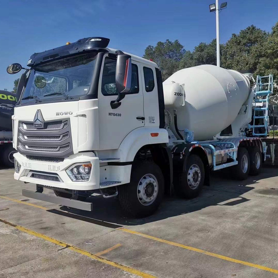 SINOTRUK HOWO NX 8X4 12CBM Concrete Mixer Truck