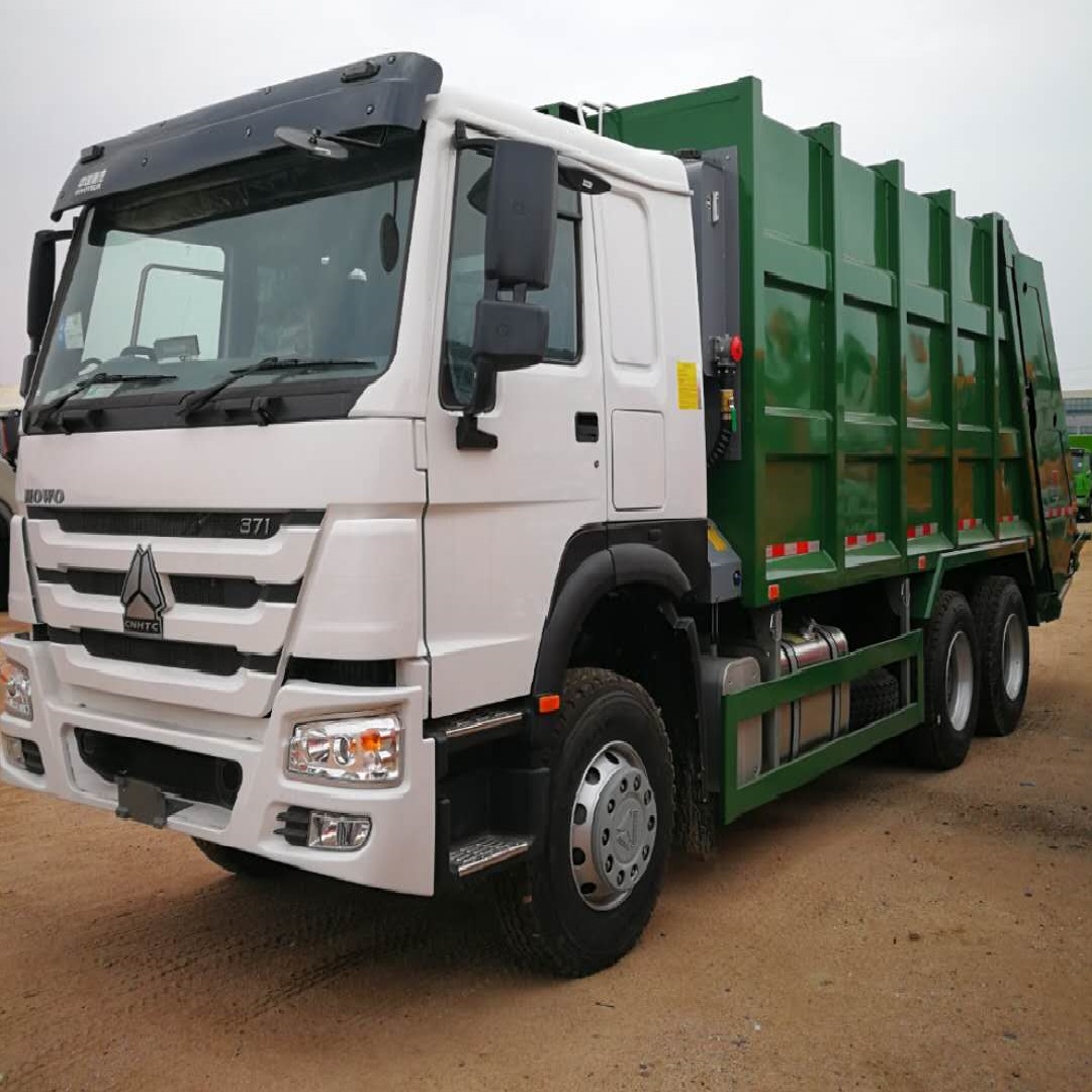 SINOTRUK HOWO 6X4 18CBM Compactor Garbage Truck 02