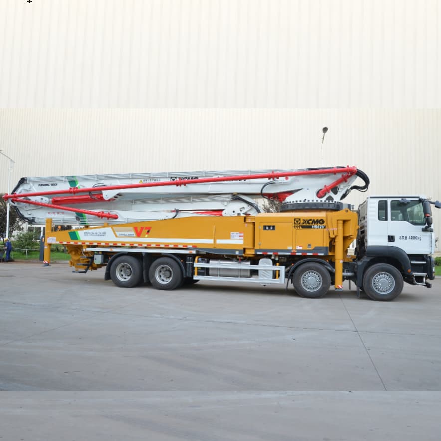 SINOTRUK 37m 42m Mounted Concrete Mixer Boom Pump Truck