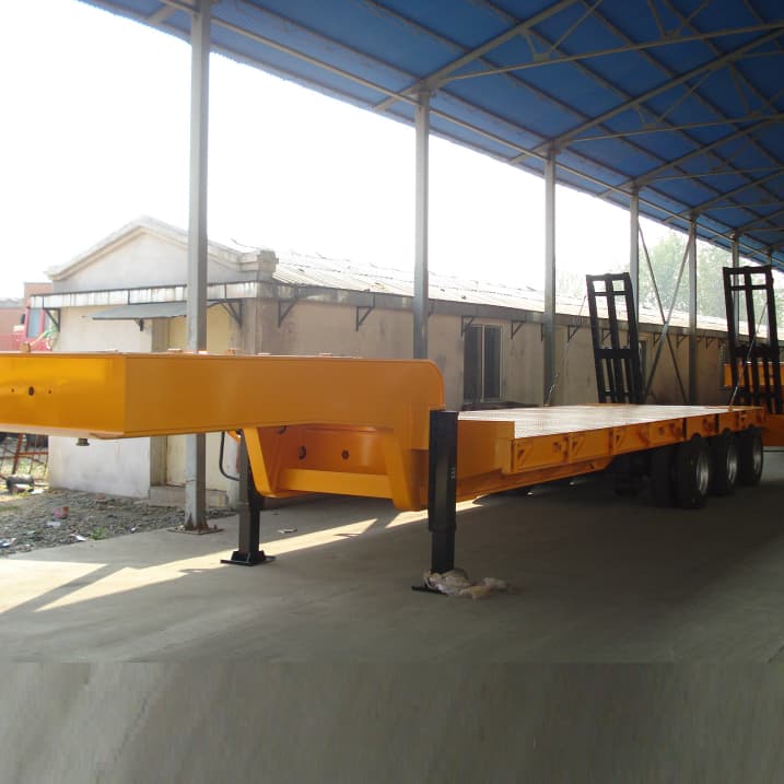 CIMC 3 Axles Lowbed Trailer with hydraulic Ladder