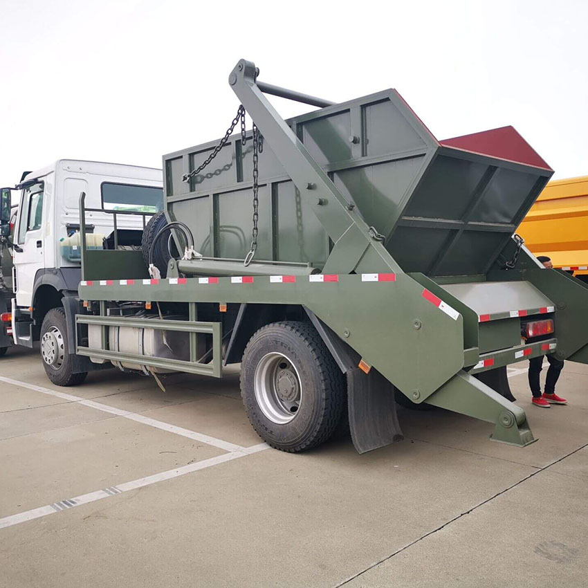 SINOTRUK HOWO 4X2 8CBM Heavy Duty Skip Load Garbage Truck