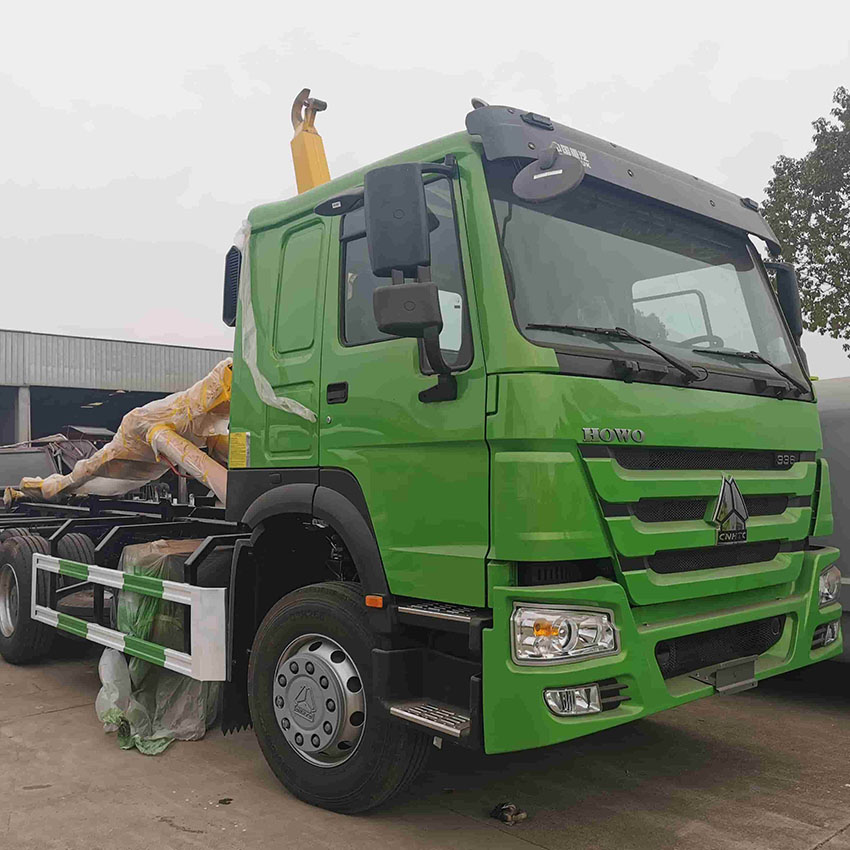 SINOTRUK HOWO 6X4 Hook Lift Garbage Truck 6