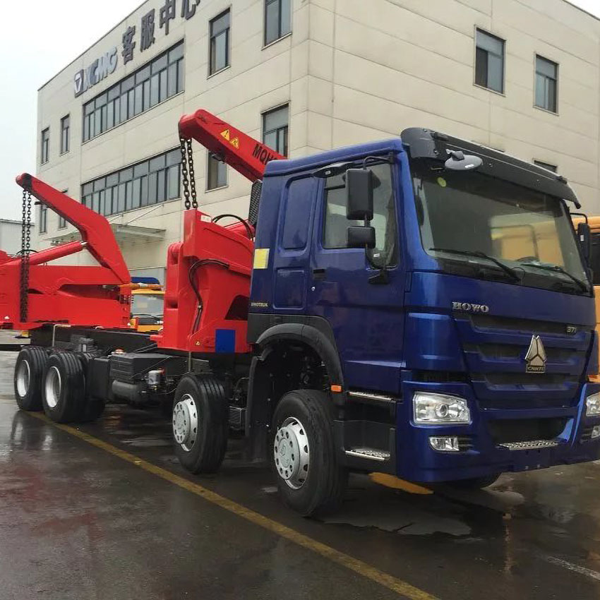 SINOTRUK HOWO 8X4 Side Lift Crane Truck for 20GP