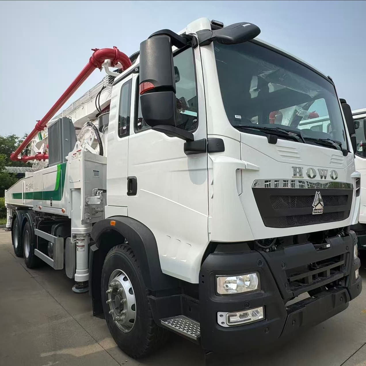 HOWO TX 37m 42m XCMG Mixer Pump Truck in Algeria