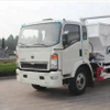 SINOTRUK 4X2 5CBM Swing Arm Garbage Truck