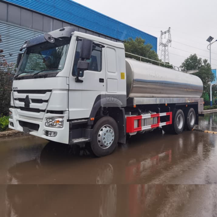 New HOWO 380HP 20000 Liters 20CBM Milk Stainless Steel Tank Truck