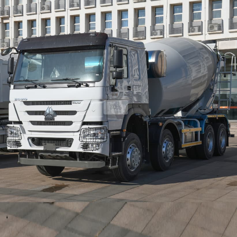 SINOTRUK HOWO 8X4 12CBM 14CBM Concrete Mixer Truck