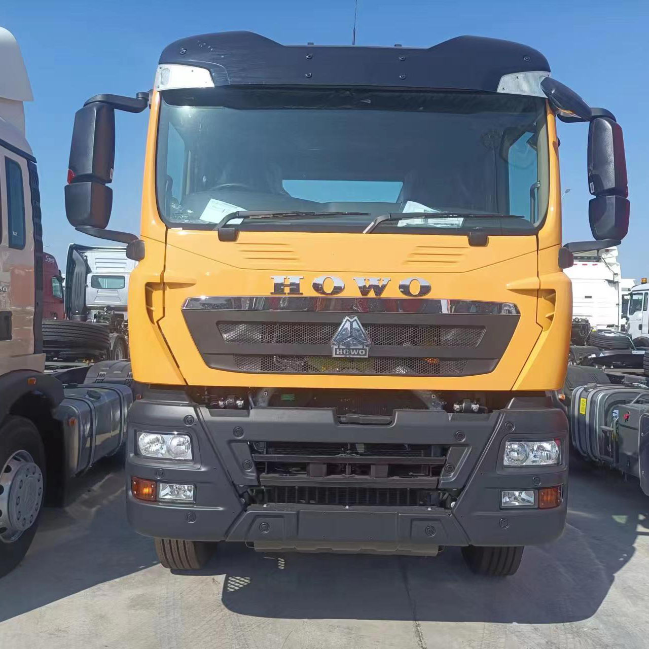 SINOTRUK HOWO TX 6X4 430HP Tractor Truck for Algeria