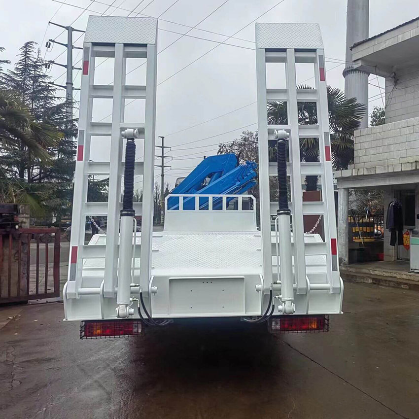 SINOTRUK HOWO 6X4 10T Folded Crane Truck