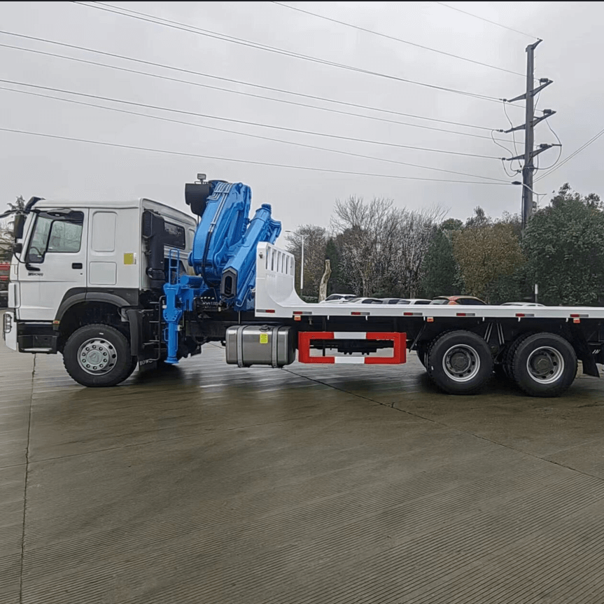 SINOTRUK HOWO 6X4 10T Folded Crane Truck